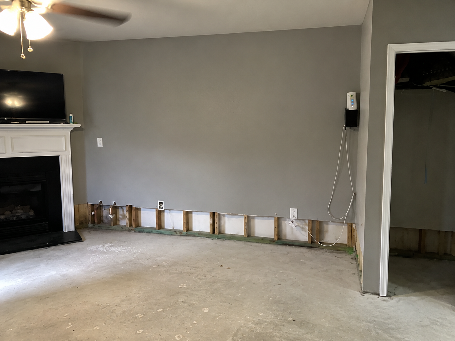 Burst pipe water damage restoration Cleveland Ohio